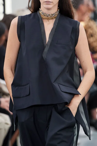 Look 130